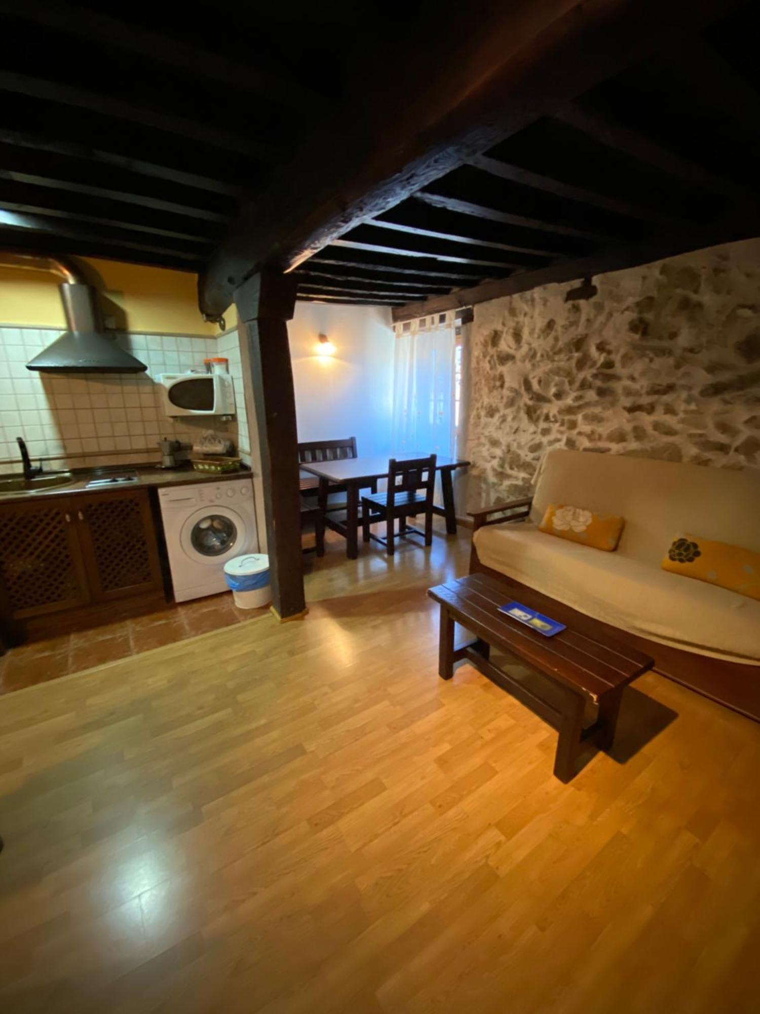 Apartamentos Rurales La Antigua Fonda Канделаріо Екстер'єр фото